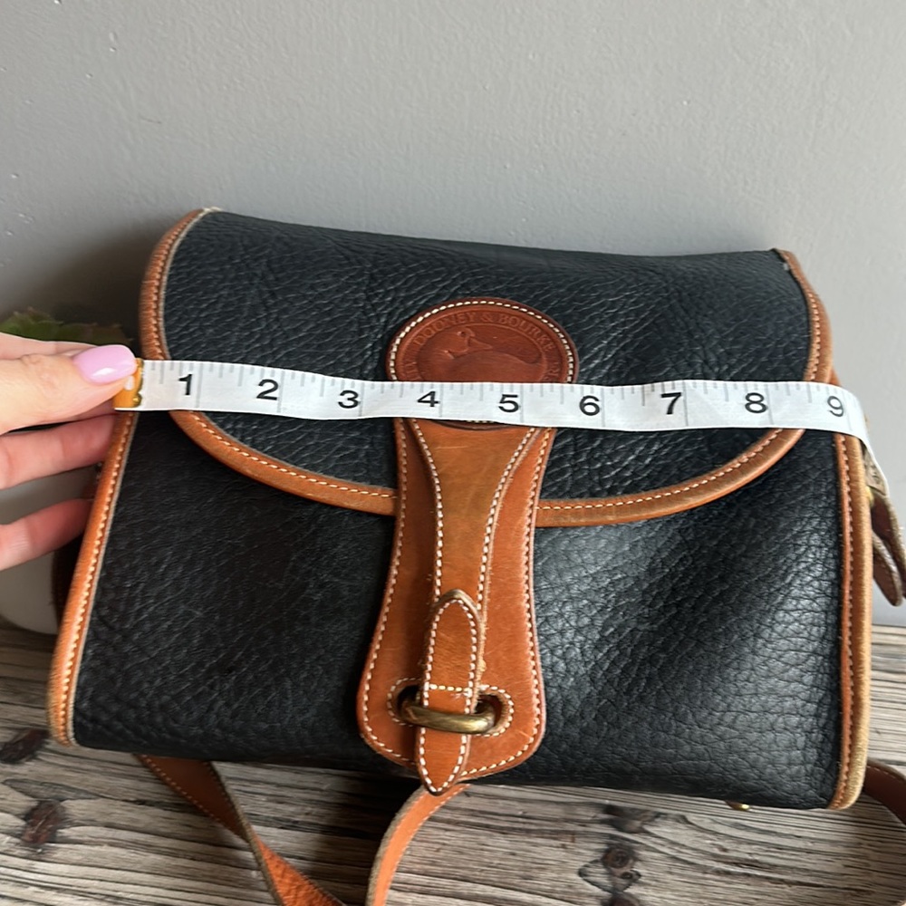 Dooney & Bourke crossbody purse good used condition - Picture 14 of 15